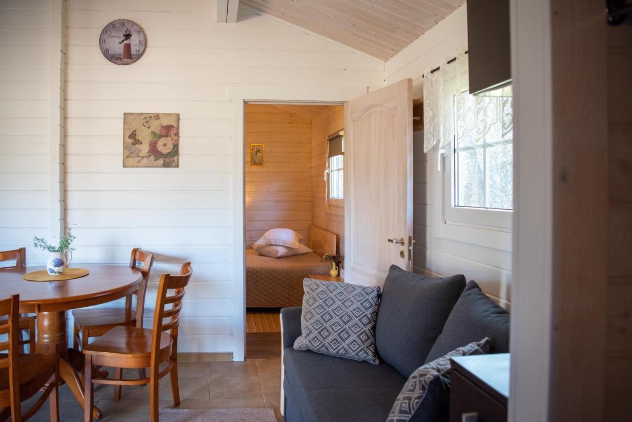 Tehumardi Camping Salme Exterior foto
