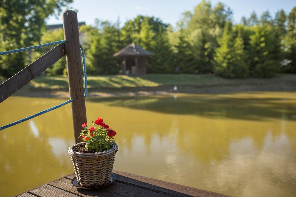Tehumardi Camping Salme Exterior foto