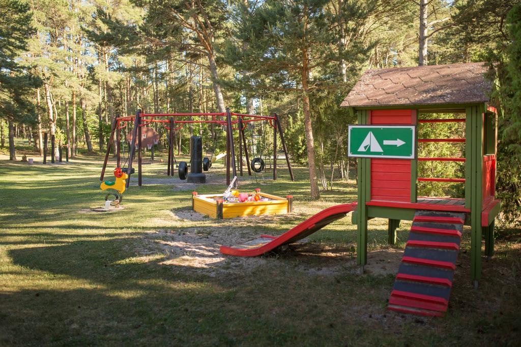 Tehumardi Camping Salme Exterior foto